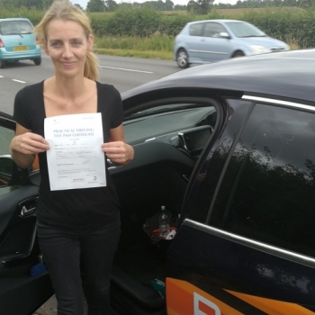 Congratulations to Fiona who Passed her Automatic Driving Test this afternoon.<br />
It has been an absolute pleasure and im so pleased you showed what great little driver you are with a kool, calm and composed drive.<br />
Enjoy car shopping and keep yourself safe!!<br />
#learntodriveautomaticwithdavepickford<br />
www.learntodriveautomatic.com